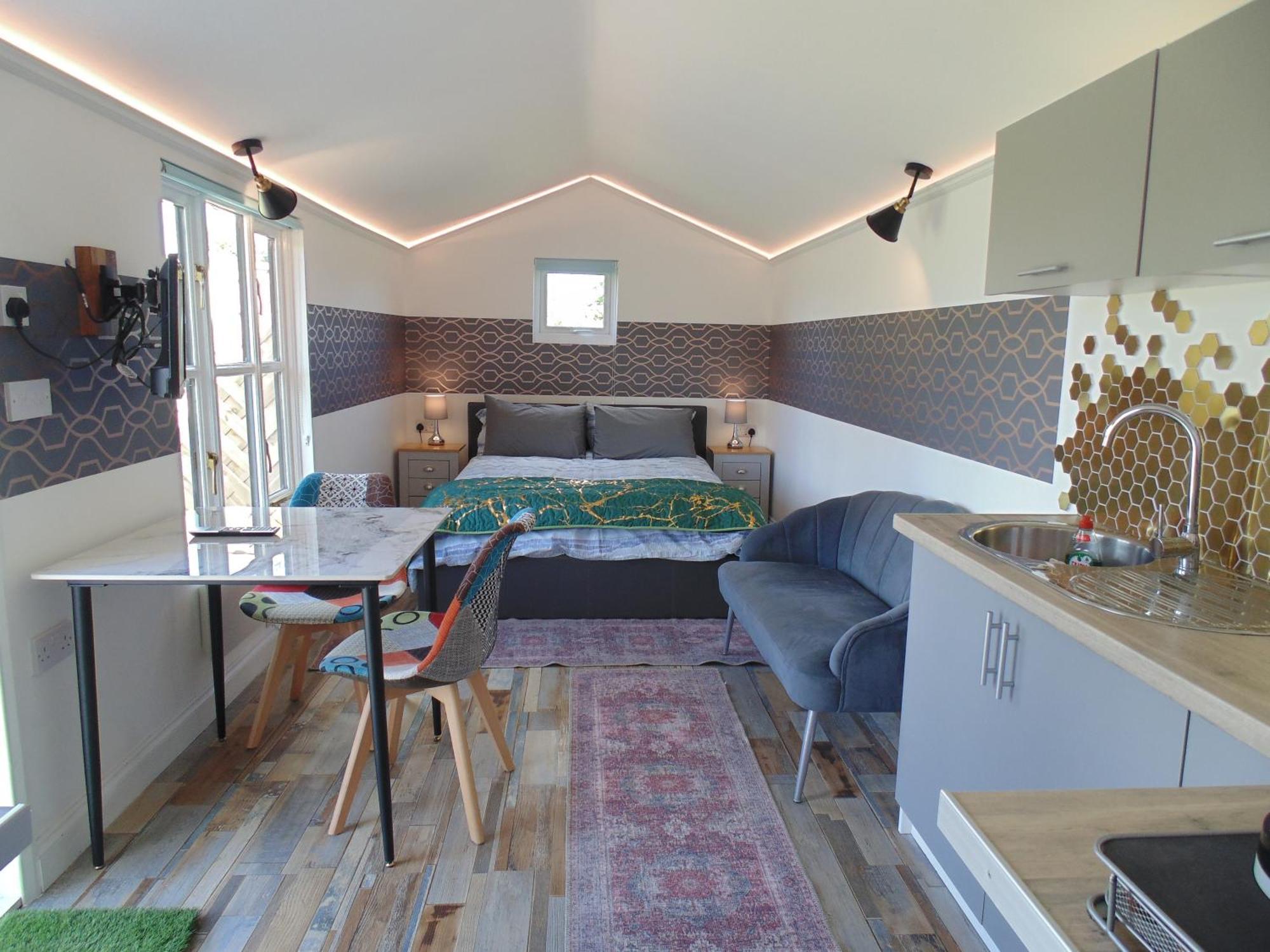 The Cabin Pakenham Bagian luar foto