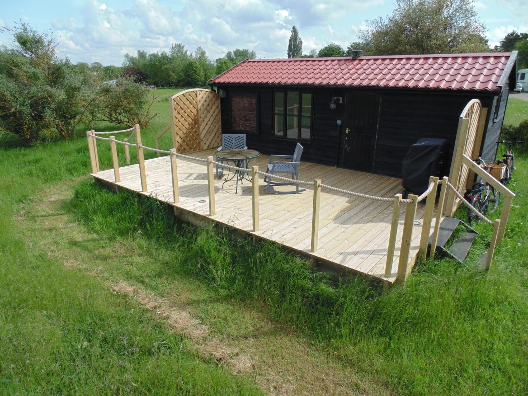 The Cabin Pakenham Bagian luar foto